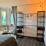 Cozy Oldhouse Varenseller