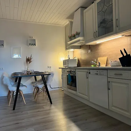 Cozy Oldhouse Varenseller *