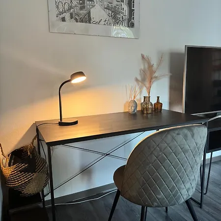 Cozy Oldhouse Varenseller Apartment *